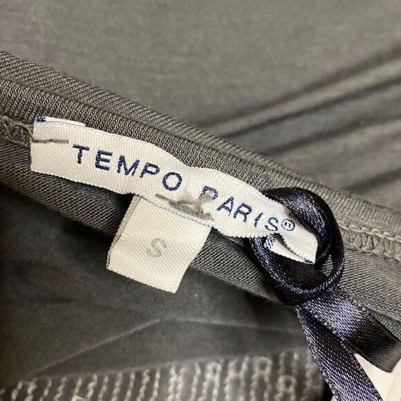 Lightweight Sequin Fancy Gray Gold Long Sleeve Shirt - Picture 7 of 10